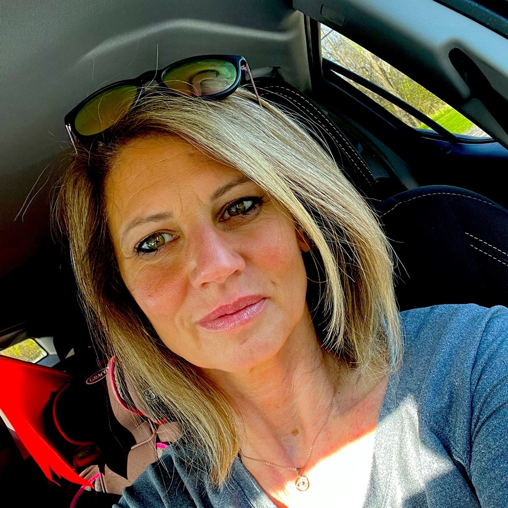 Meet your Posher, Virginia